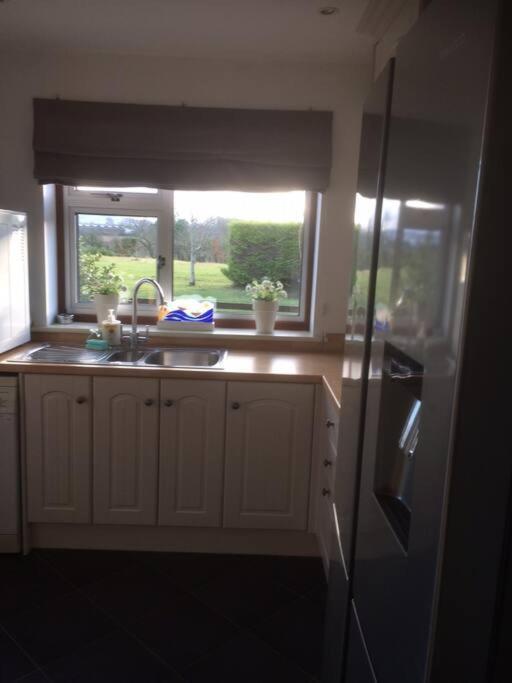 Cotswold Edge Guest Suite With Broadway Hill View Badsey 외부 사진